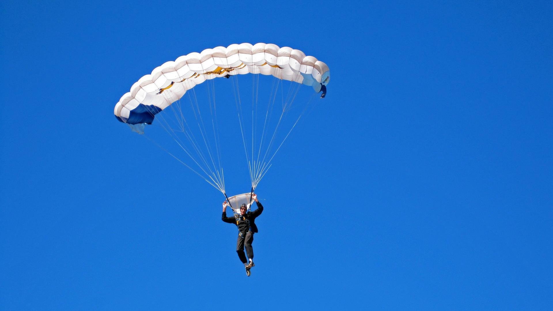 格斗UFC：顶级对决燃爆全场，火花四溅！，ufc格斗之王